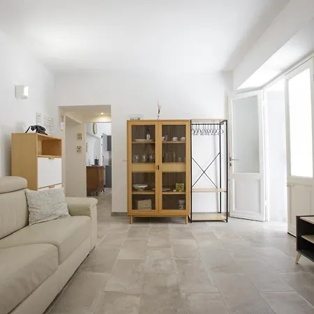 Apartman Caffaro *